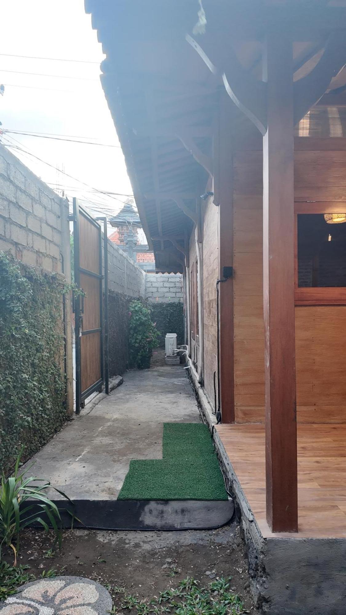 Private Joglo In Heart Of Sanur Villa Room photo